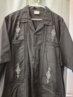 Black Men's Embroidered Dress Shirt - Classic Guayabera Style
